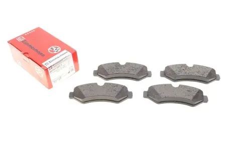 Тормозные колодки (задние) MB Sprinter (907,910) 211-519 CDI 18- (Brembo) ZIMMERMANN 20747.200.1